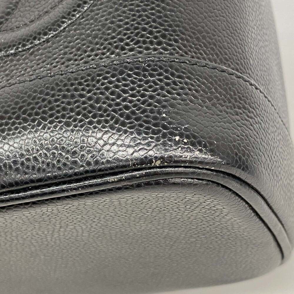 CHANEL Black Caviar Leather Vanity Bag - Picture 6 of 10